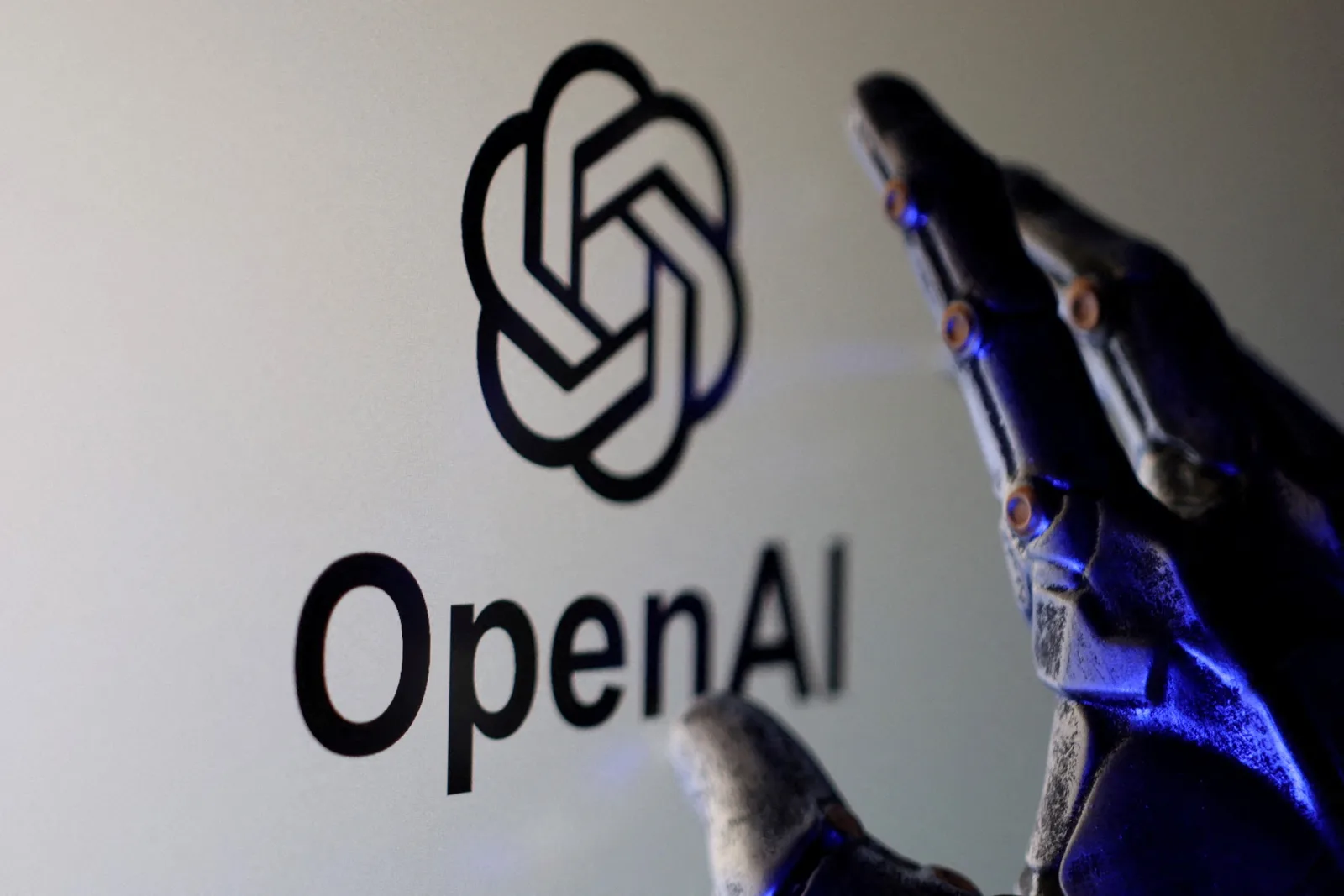 OpenAI diz que agentes divulgaram 53 imagens enviadas ao ChatGPT