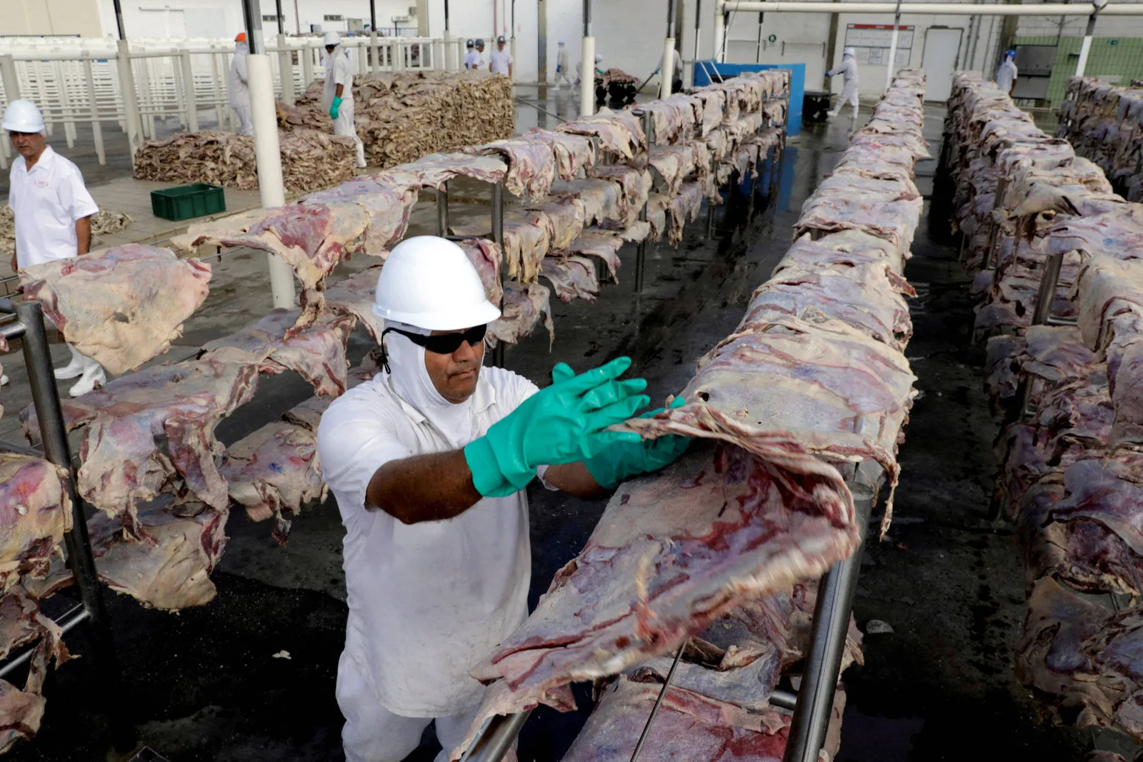 China aplica sobretaxa de 55% à carne bovina brasileira após cota anual