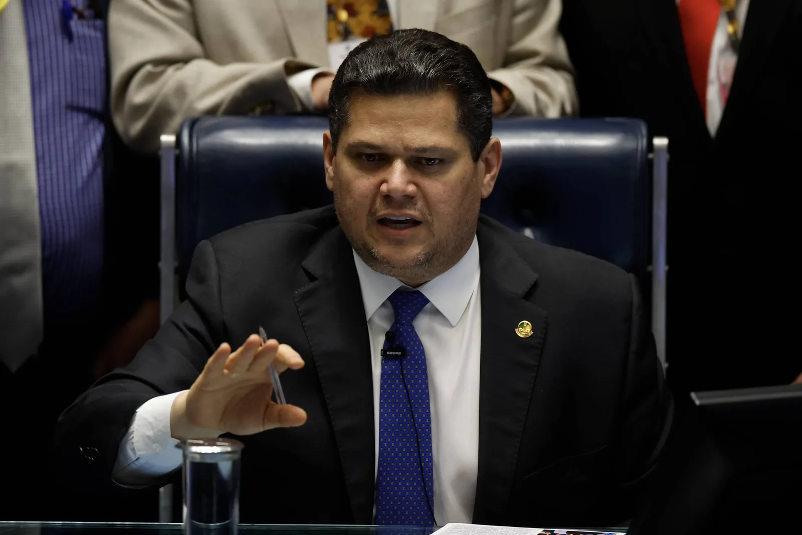 Alcolumbre mantém votação da PEC que muda escala 6x1 na próxima semana