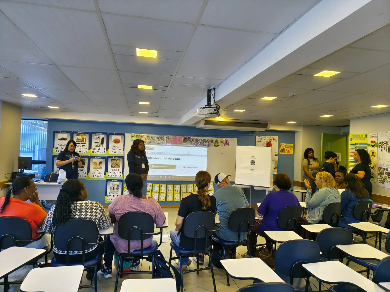 Aula usa eleição simulada para ampliar autonomia de alunos em Teresópolis