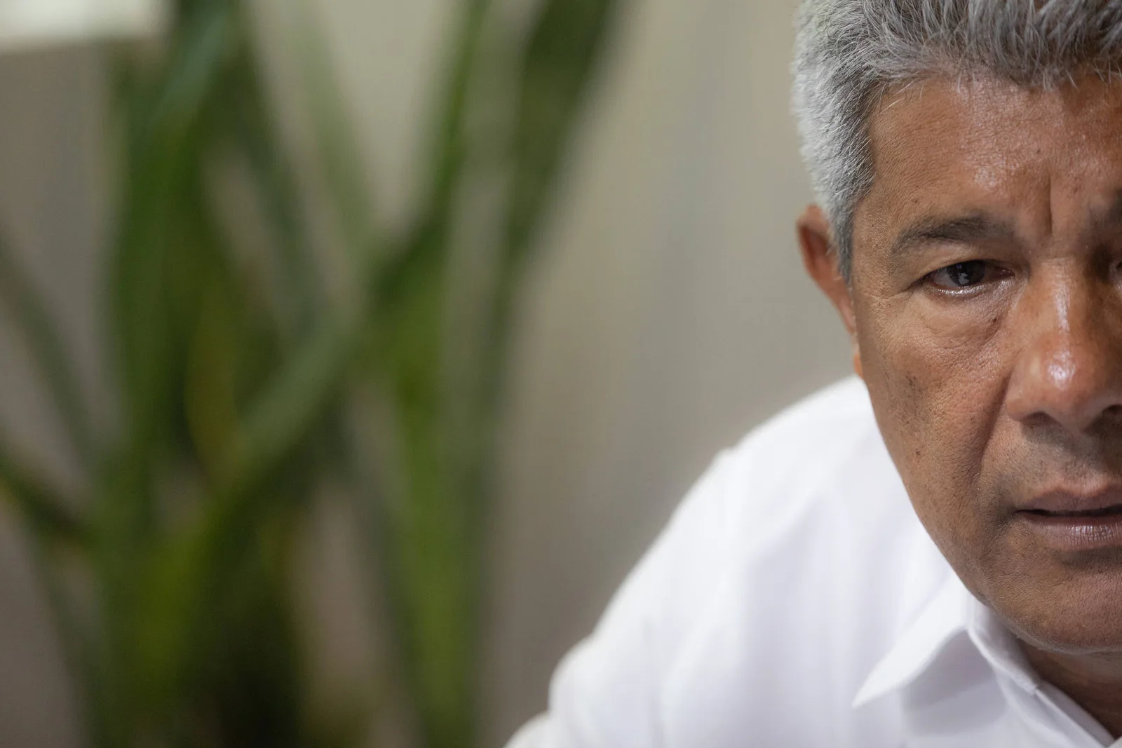 Jerônimo diz que eleitor passou a exigir mais de Lula no segundo turno