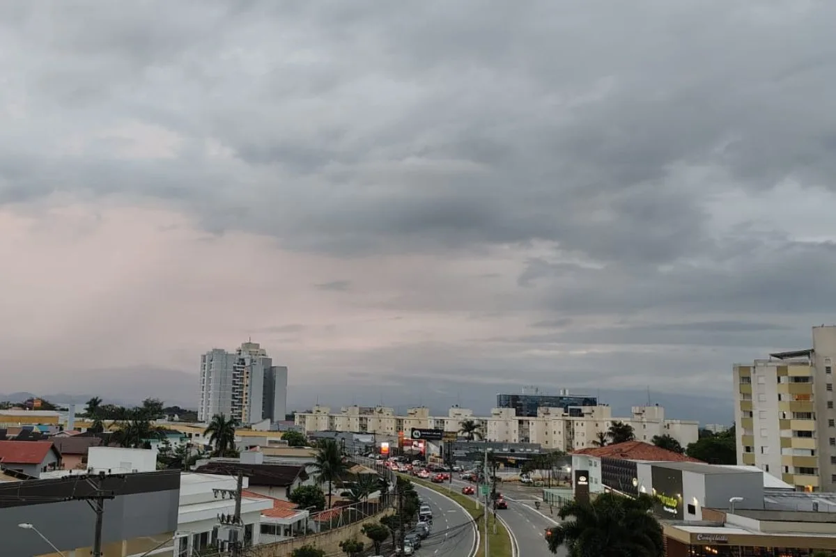 Defesa Civil alerta para temporais no Vale do Paraíba e Litoral Norte