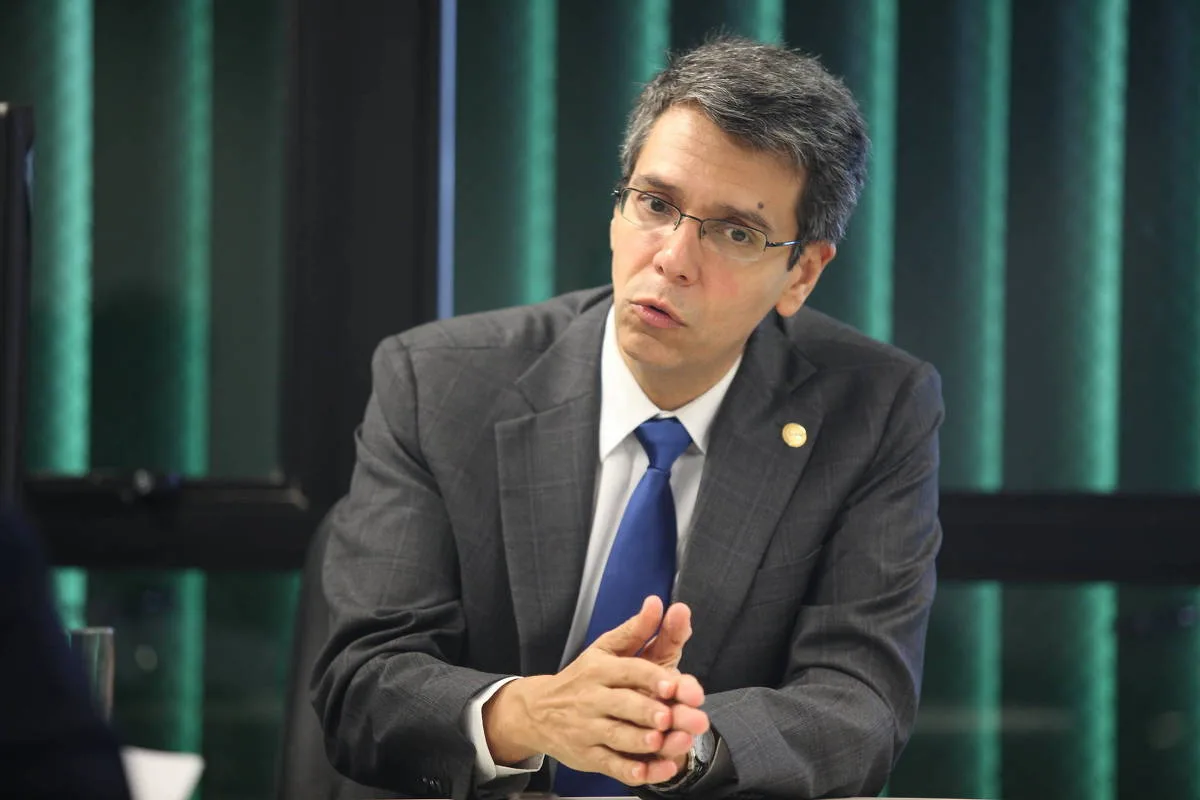 TRE-RJ rejeita candidatura e amplia conceito de grupo paramilitar nas eleições