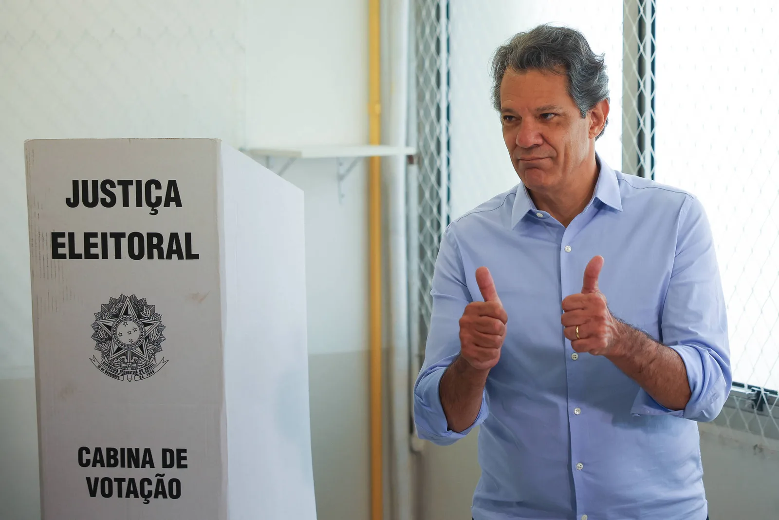 Haddad vota em São Paulo e diz deixar campanha com “espírito leve”