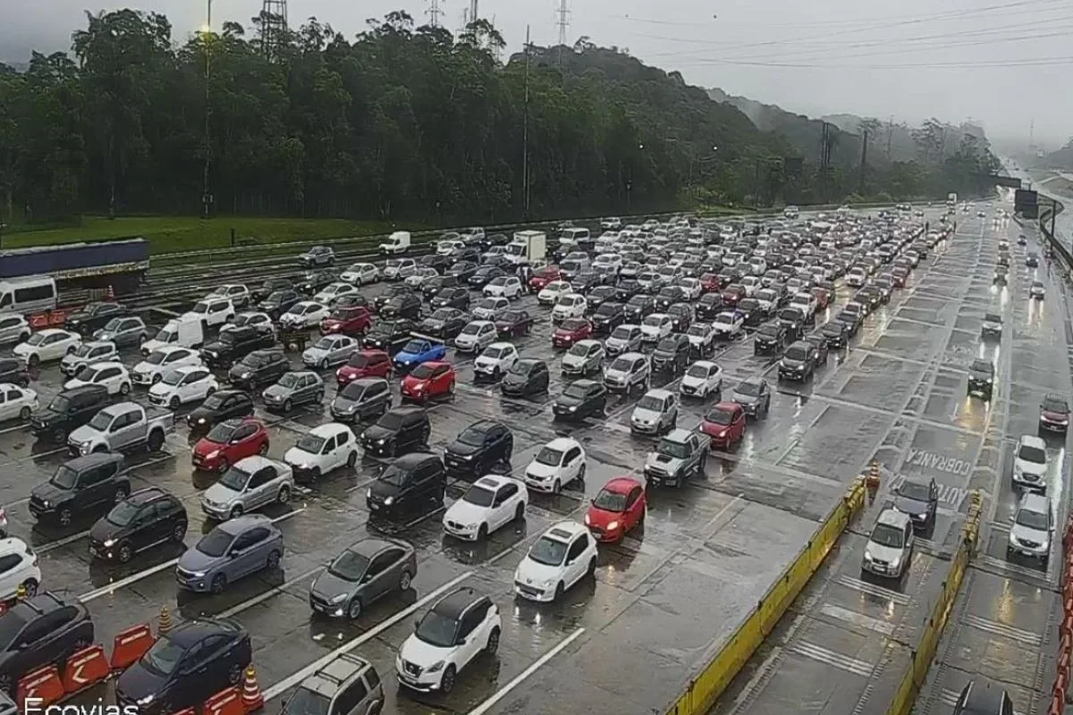 Rodovias de São Paulo têm lentidão antes do feriado de 7 de Setembro