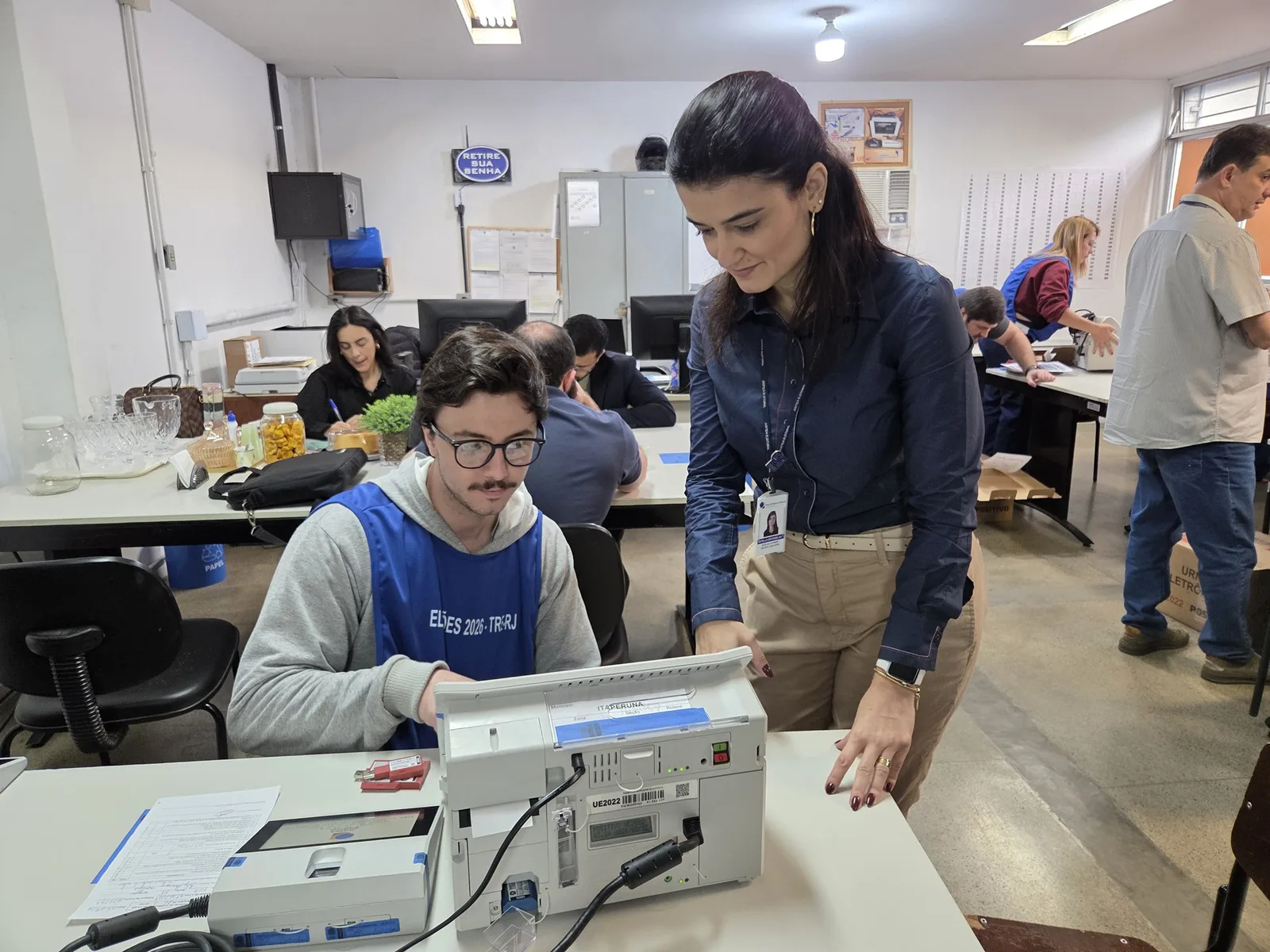 Itaperuna conclui distribuição de 951 urnas para dez municípios