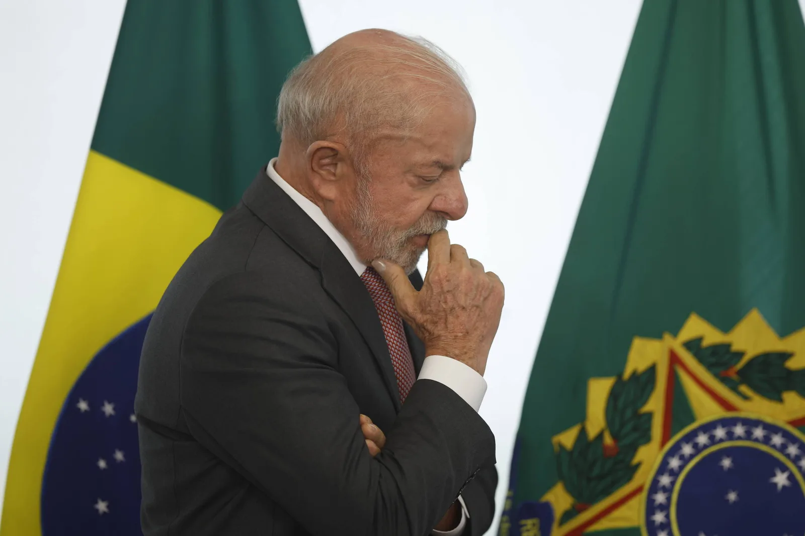 Lula busca neutralidade do PSD e aproximação com grupo de Augusto Cury