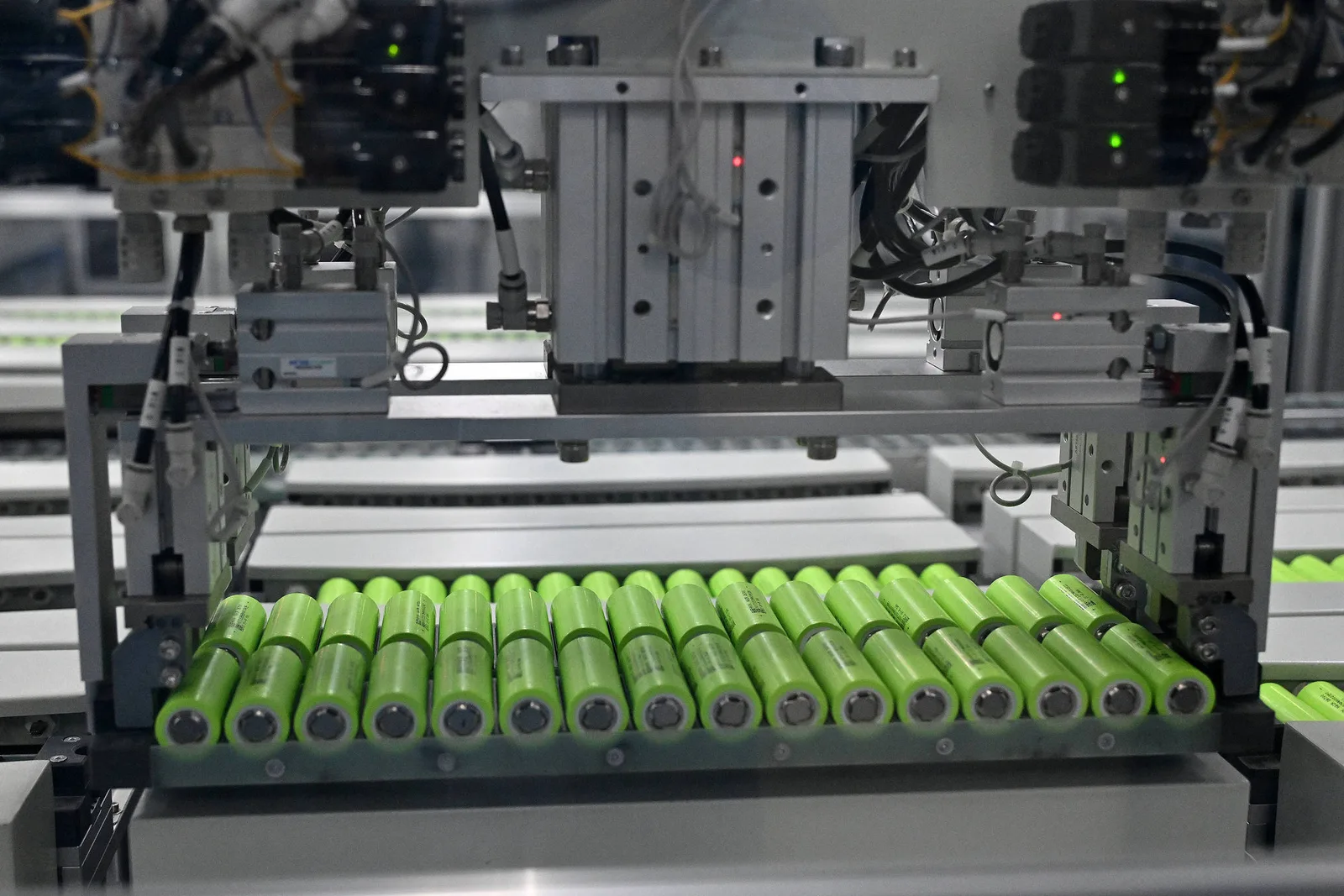China amplia vantagem na produção de baterias de íons de sódio