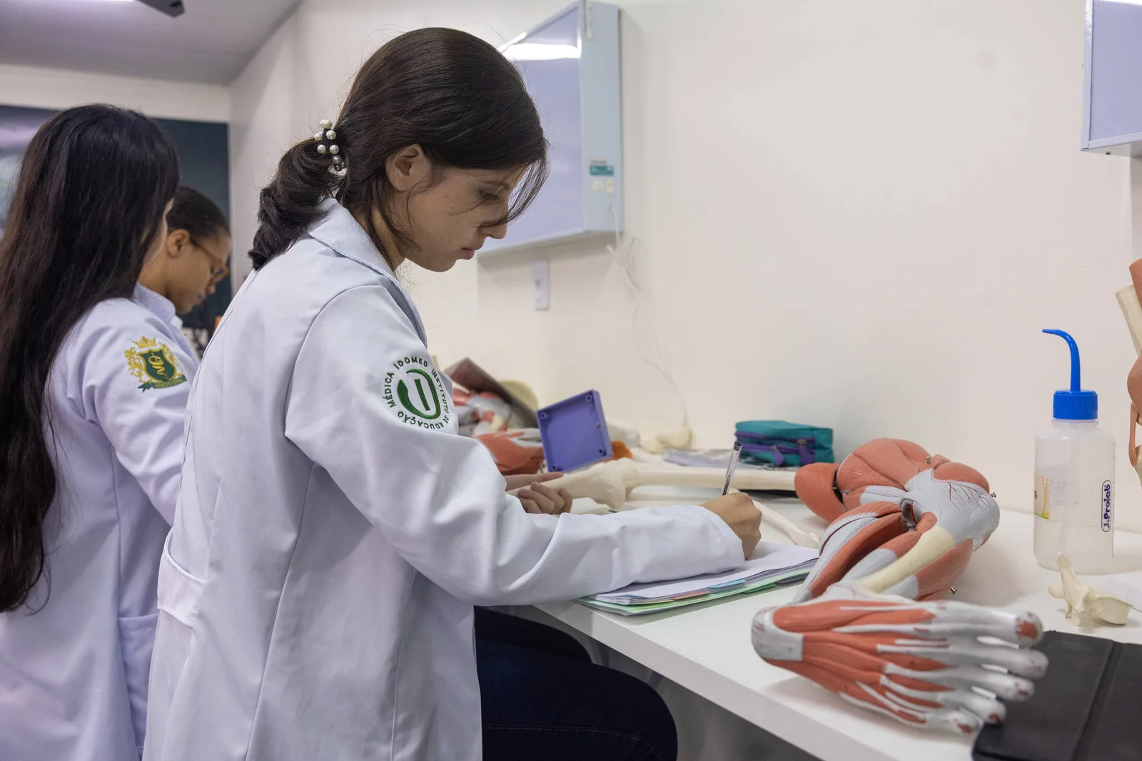 Yduqs e Afya combinam operações e formam plataforma médica de R$ 9,4 bilhões