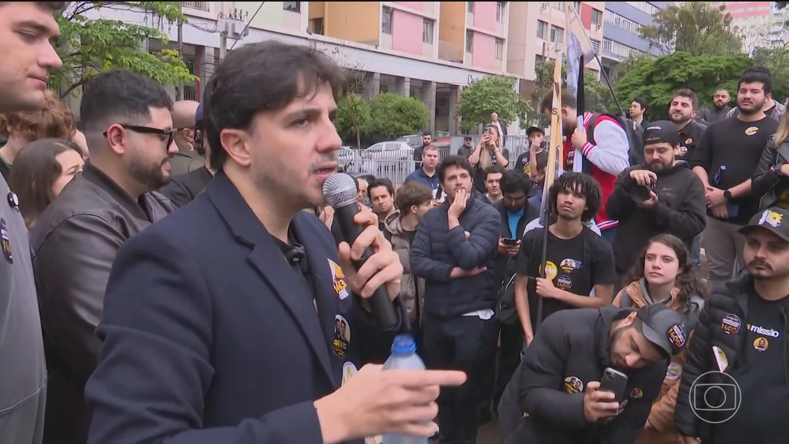 Renan Santos cumpre agenda de campanha em cidades do Paraná
