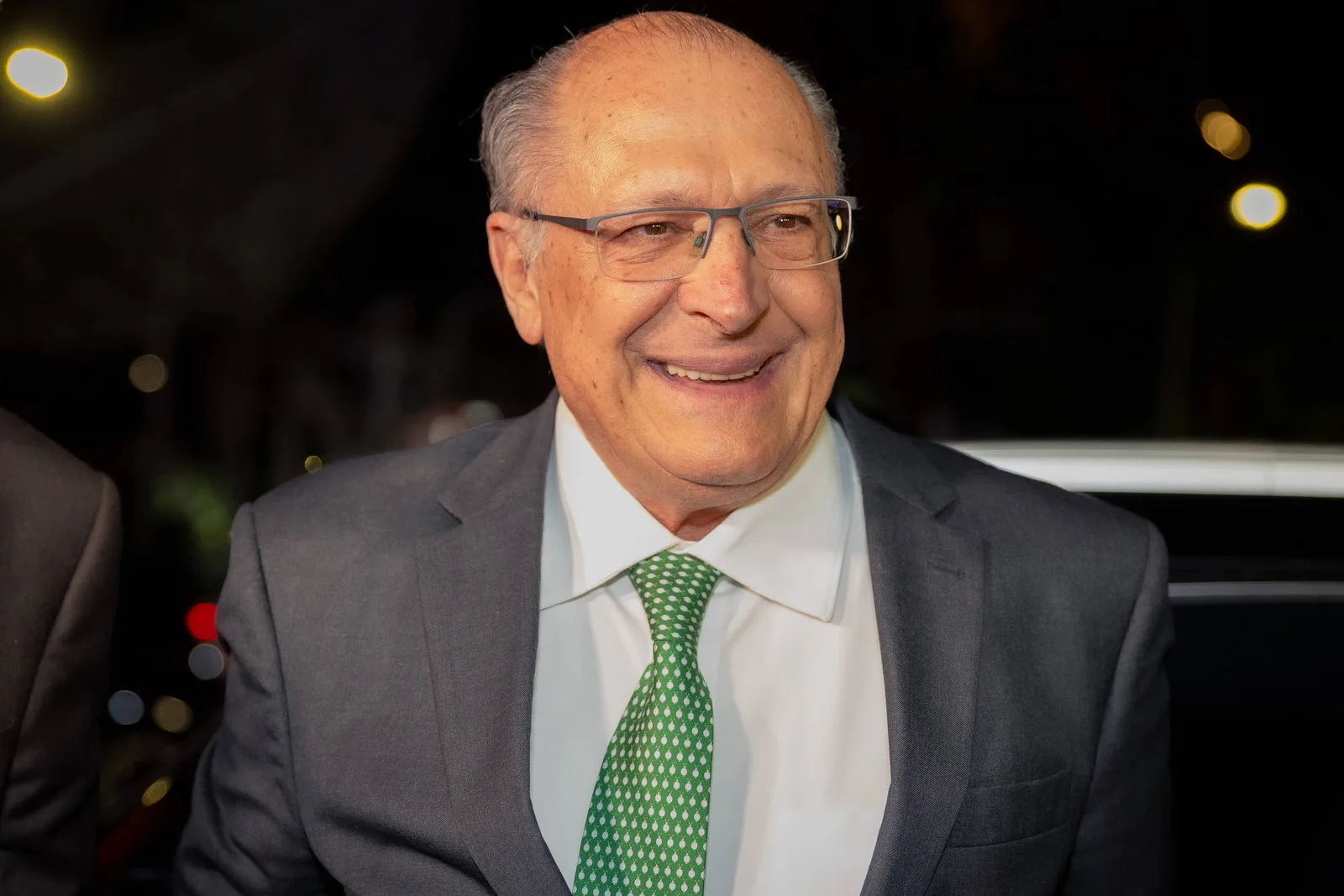 Alckmin participa de missa em Aparecida após disputa eleitoral sobre padroeira