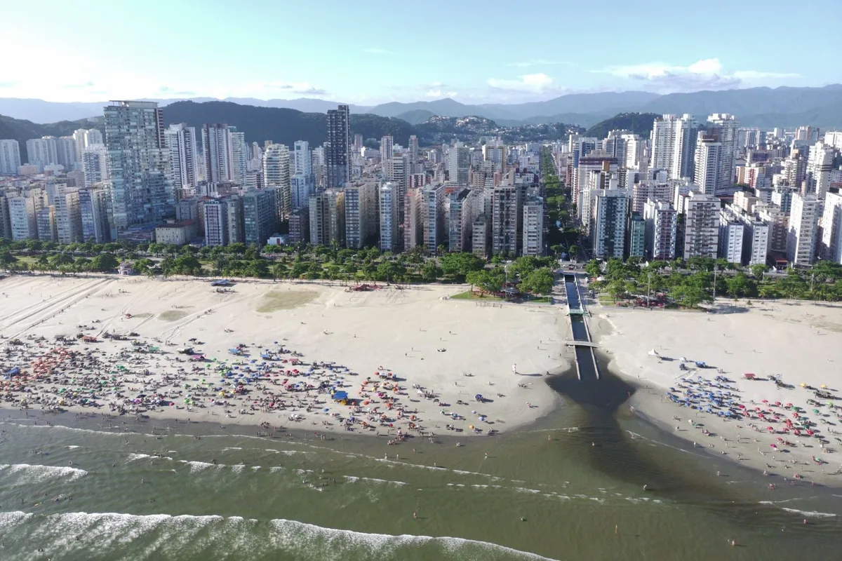 Cetesb aponta seis praias impróprias para banho em Santos