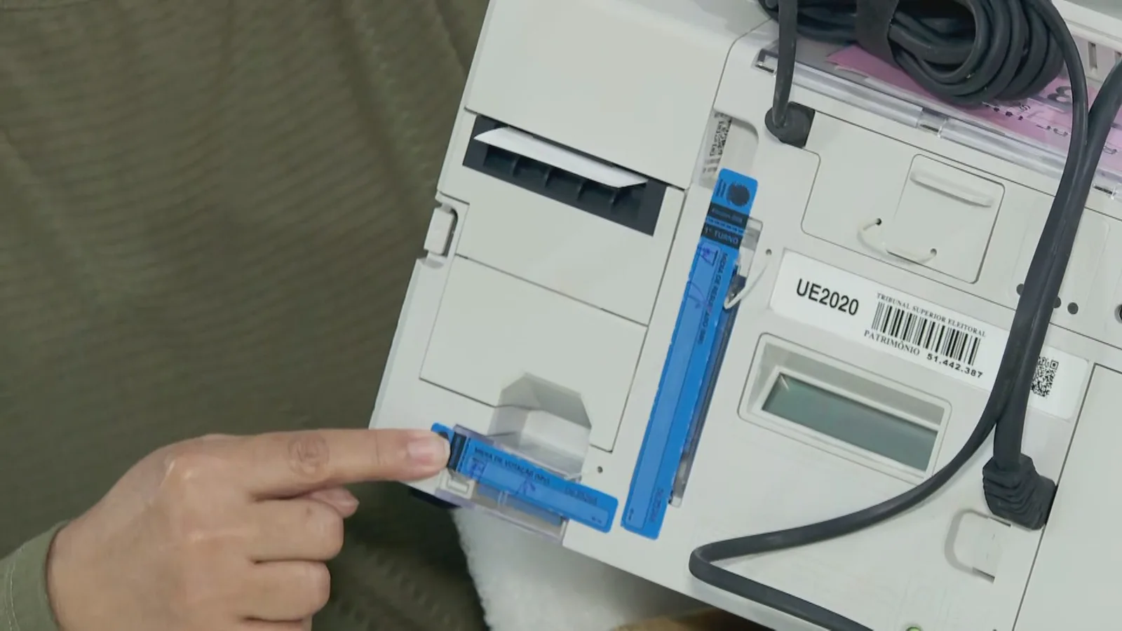 TRE-RJ atesta banco de totalização sem votos na véspera da eleição
