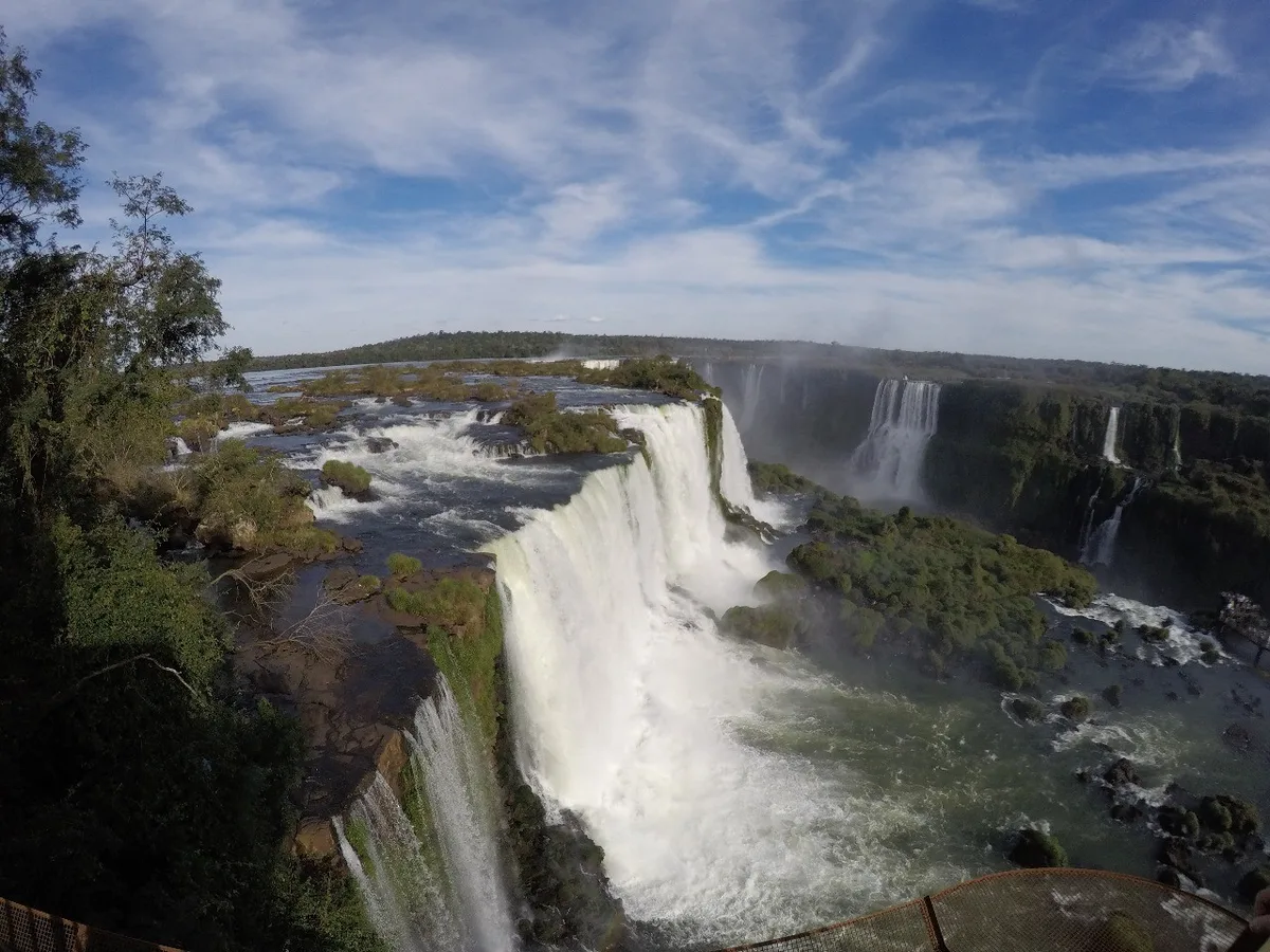 Estudo relaciona desmatamento na Amazônia a menos chuva na bacia do Iguaçu