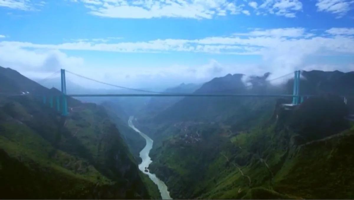 Por que obras de infraestrutura custam menos e avançam mais rápido na China
