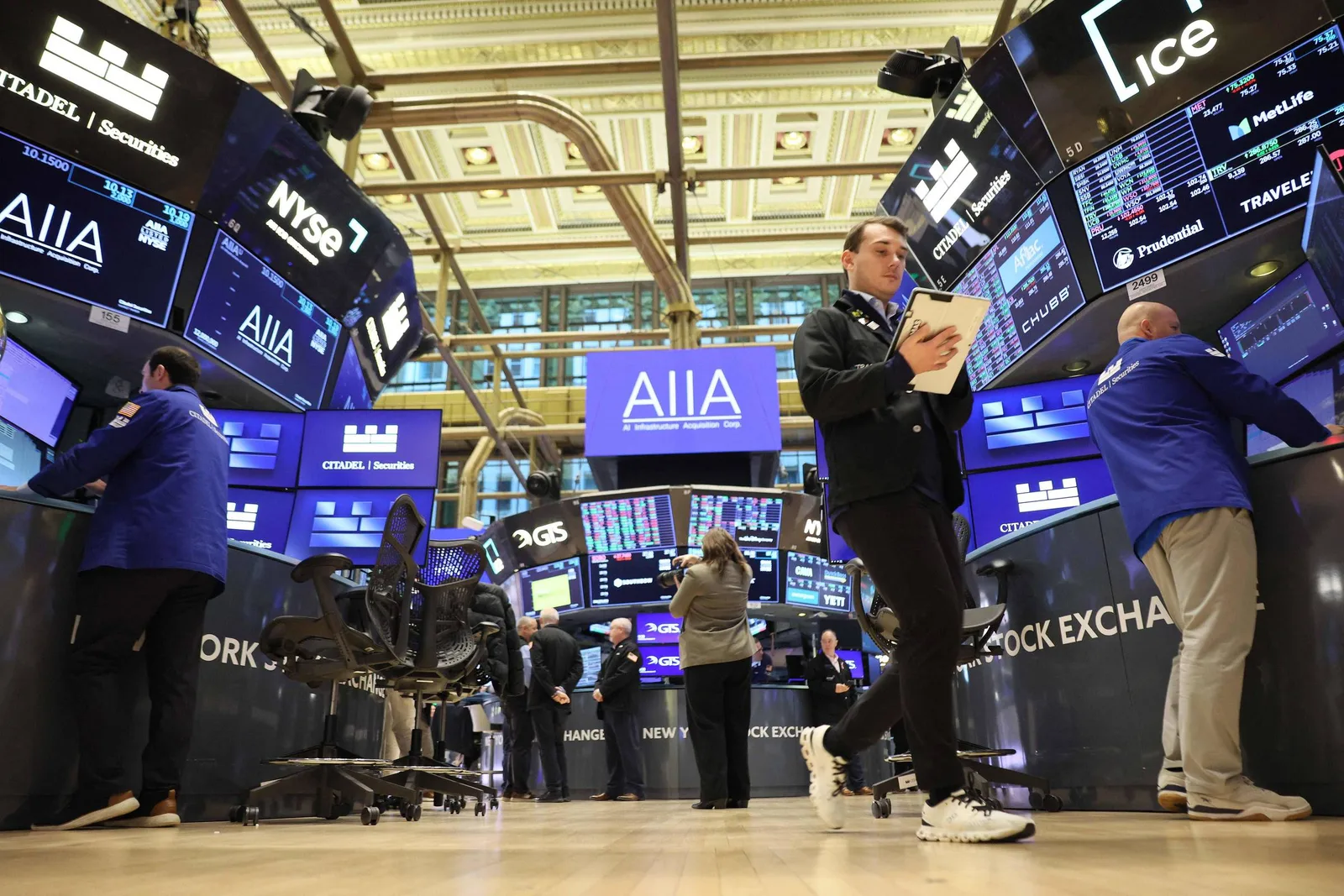 BIS alerta para vulnerabilidade na alta das ações ligada à inteligência artificial