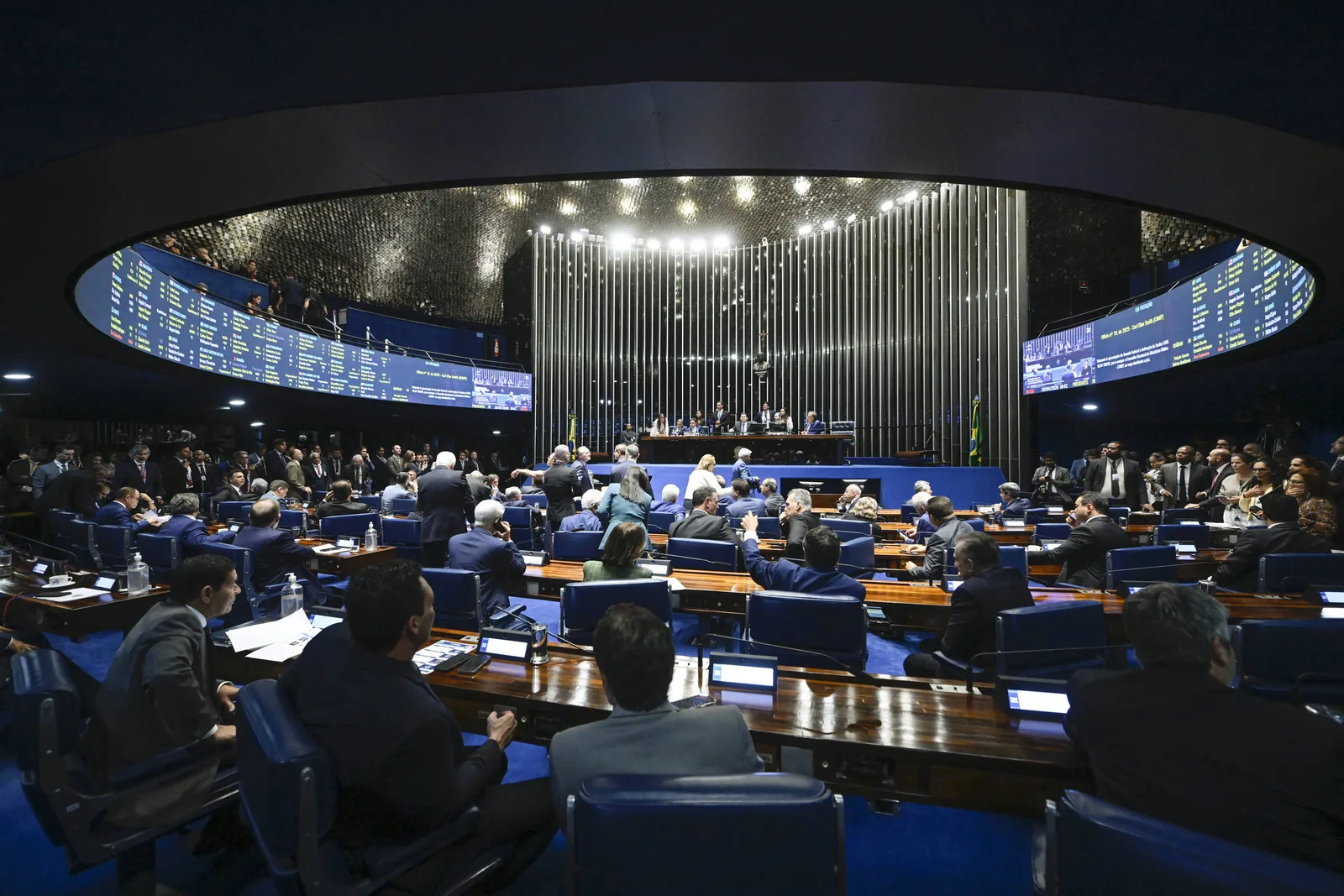 Onze candidatos disputam duas vagas ao Senado pelo Maranhão em 2026