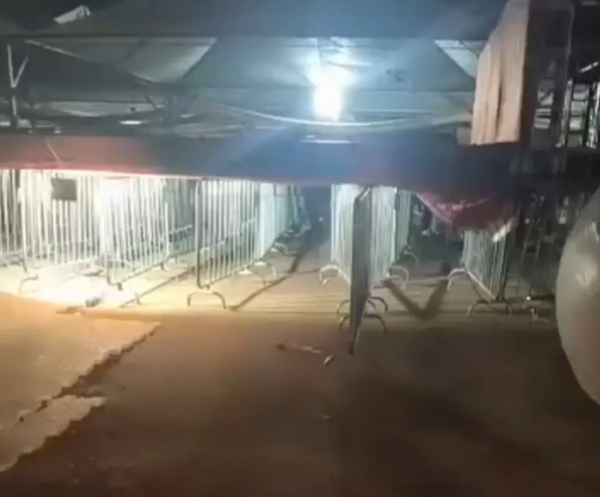 Nova queda de estruturas deixa 13 feridos durante a Exposete