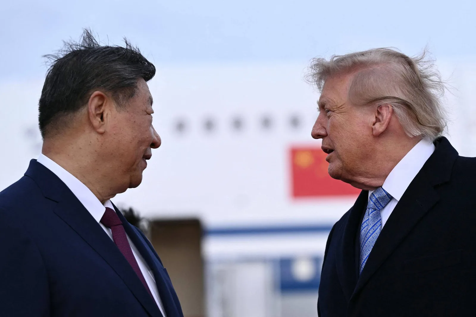 Trump afirma que IA estará na pauta de reunião com Xi Jinping