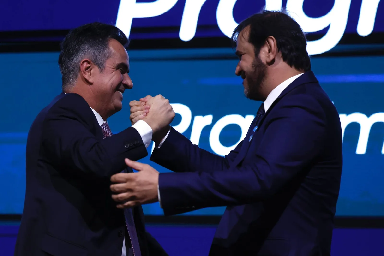Federação União Brasil-PP tende a apoiar Flávio Bolsonaro no segundo turno