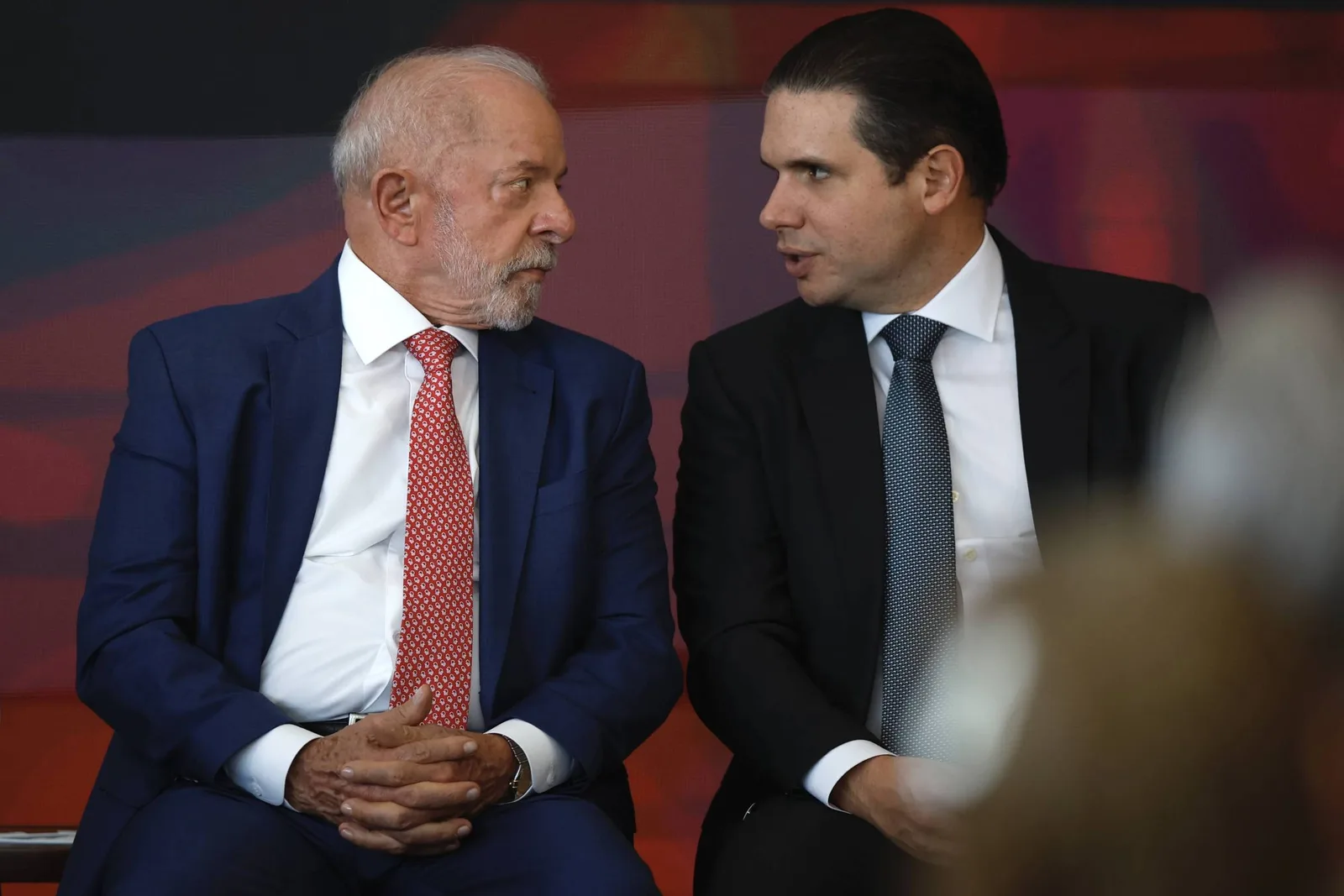 Câmara pode votar perdão de dívidas e novo teto para o MEI