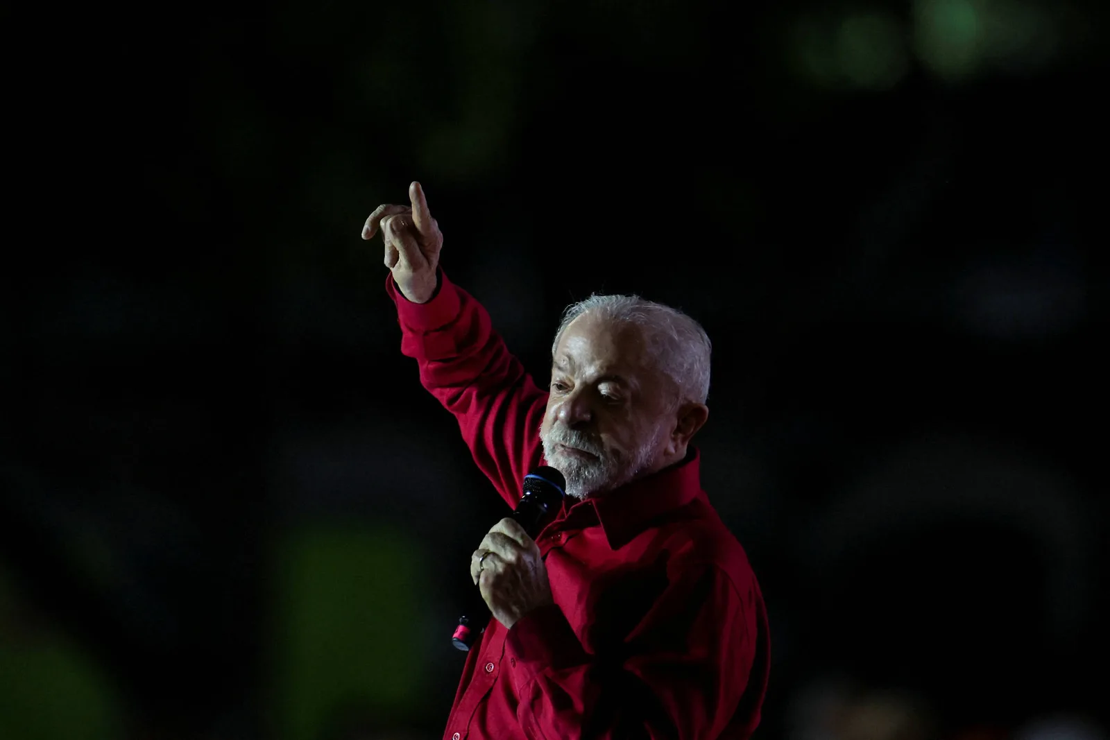 Lula defende análise conjunta de ministros citados no caso Vorcaro
