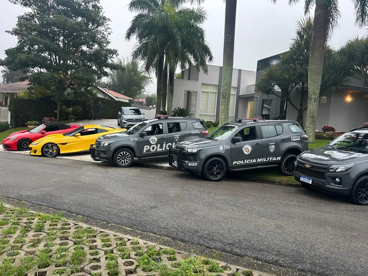 Gaeco investiga vereador e lojas de veículos em operação contra grupo criminoso