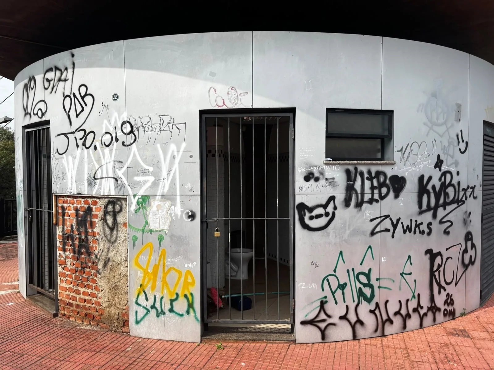 Elevador do Mirante de Piracicaba está fechado após furtos e vandalismo