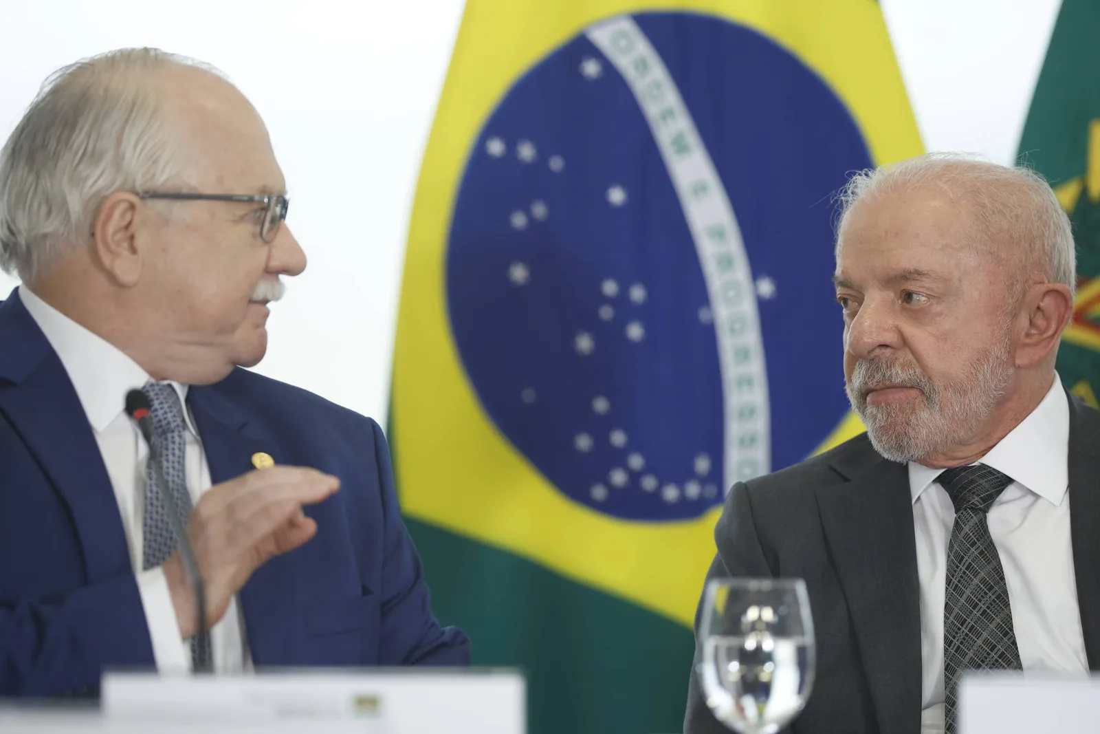 Campanha de Lula quer associar reforma do Judiciário a ética e fim de supersalários
