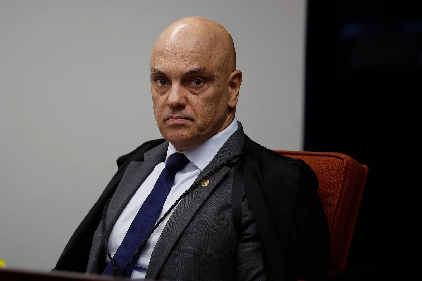 Moraes adia pronunciamento sobre crise no STF após conselho de aliados