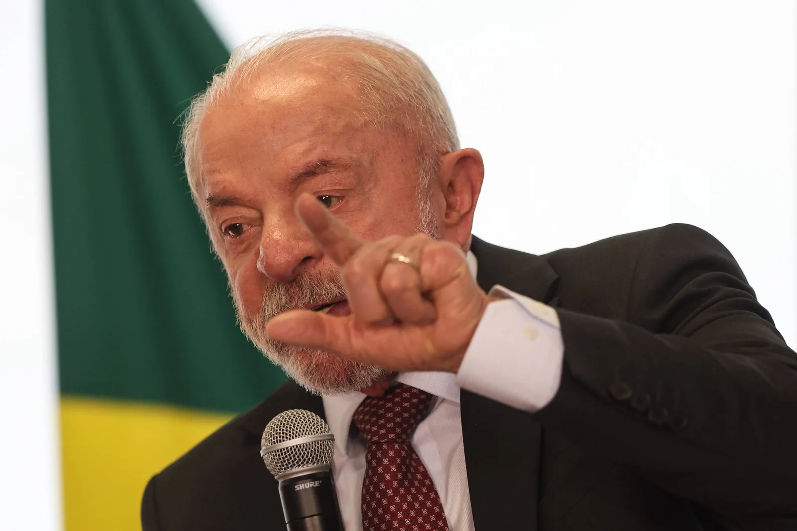 Lula afirma que crise do Banco Master pode afetar reta final da eleição