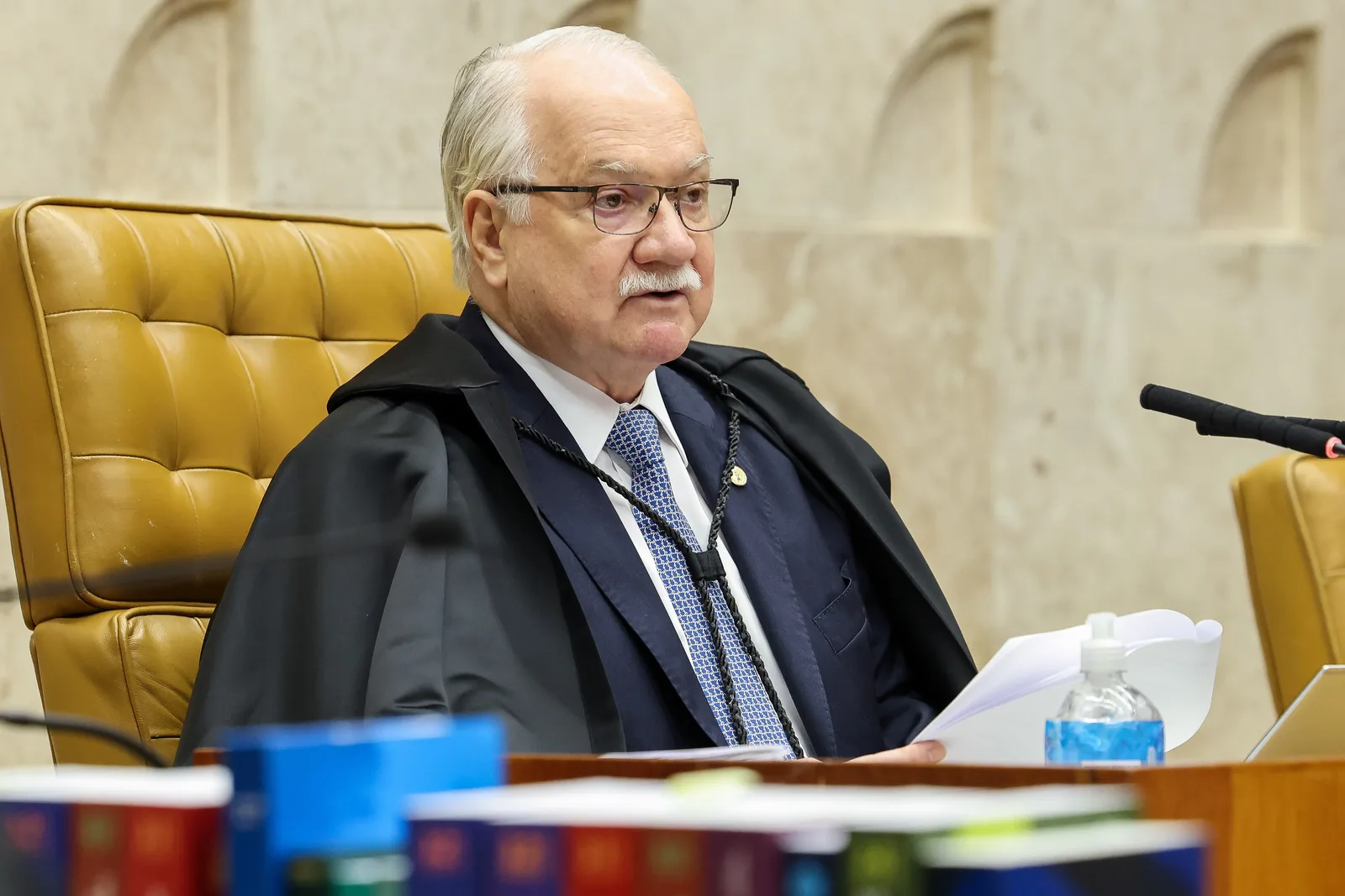 Fachin cancela terceira sessão do STF em duas semanas após atritos no caso Master