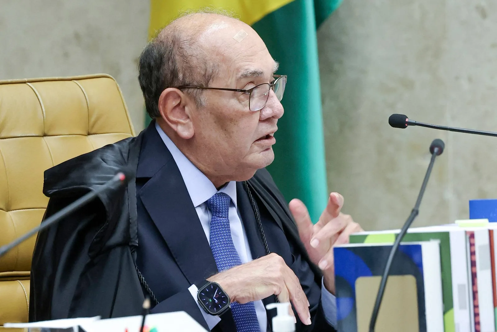 Gilmar acusa Mendonça de agir politicamente em caso envolvendo banco Master