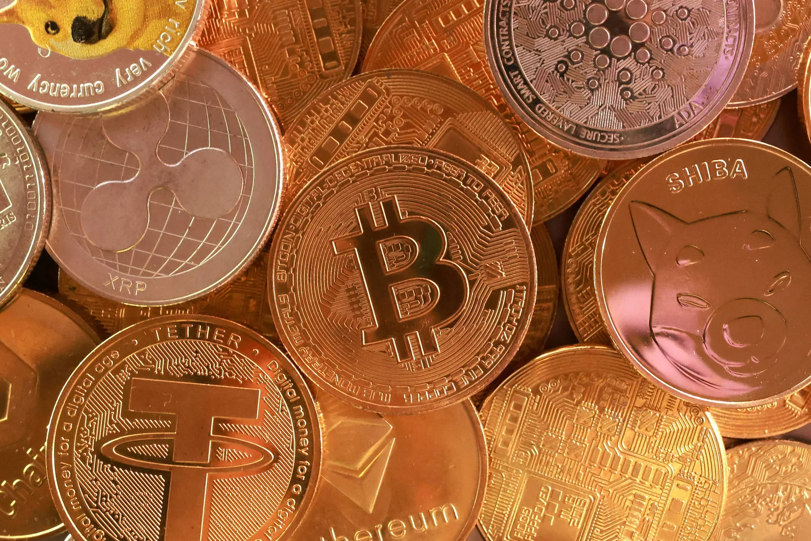 CoinEx vai encerrar operações e inicia retirada gradual de serviços