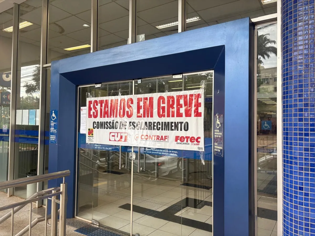 Greve da Caixa paralisa 20 agências na região de São Carlos e Araraquara