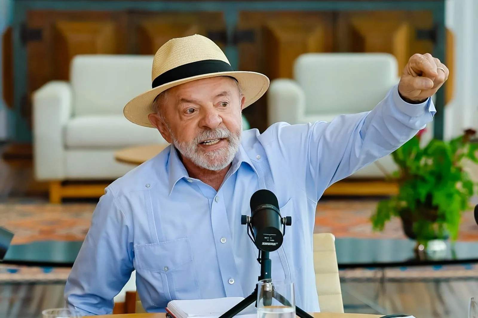 Lula defende sigilo aberto em investigações sobre o caso Master