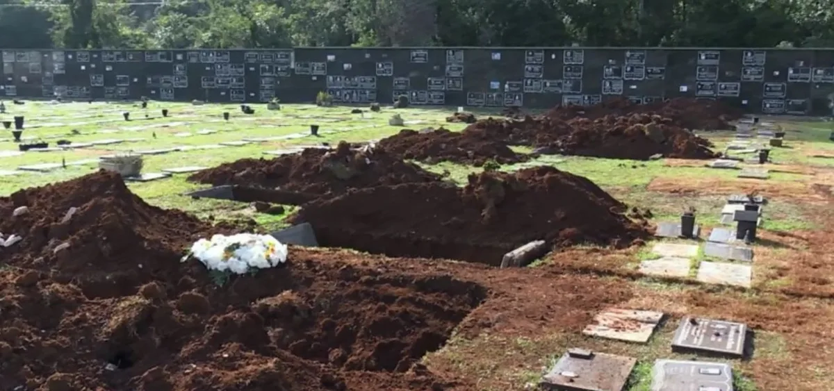 Foz do Iguaçu prevê 165 vagas após crise em sepultamentos